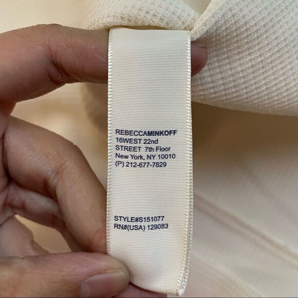 REBECCA MINKOFF IVORY SLEEVELESS SHIFT DRESS, Lace V neck details sz Medium - Picture 11 of 11